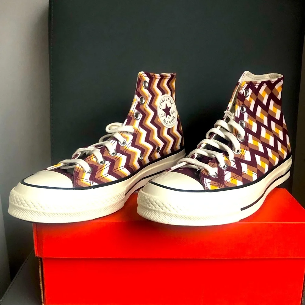 Converse Chuck 70 Twisted Shoes Women’s Size 9.5 Men’s Size 7.5